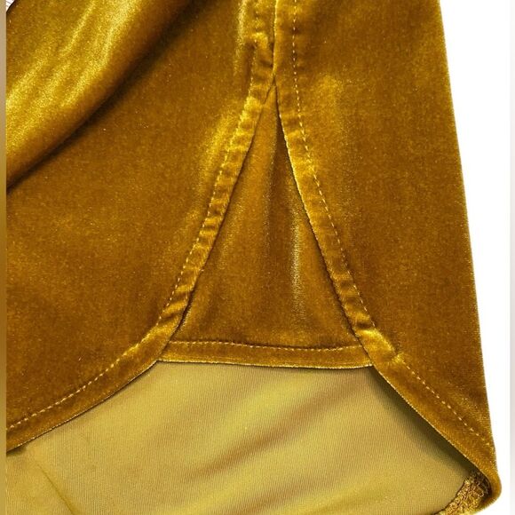 Madewell Vintage Gold Velvet Butterfly Short Sleeve Top - Picture 6 of 13